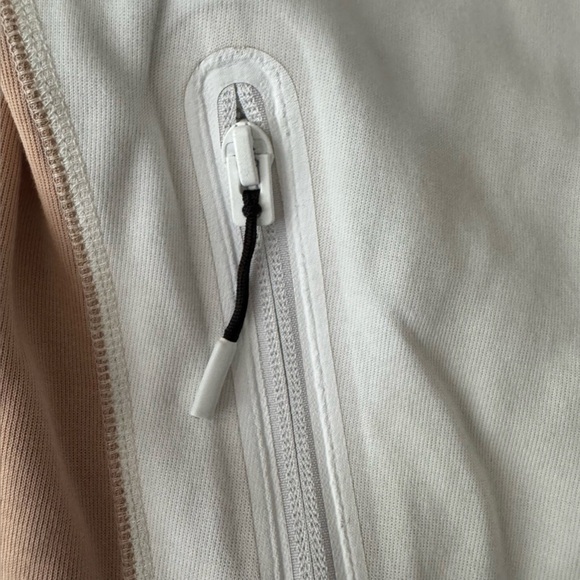 Nike Sportswear Tech Fleece Crewneck Cropped Sweatshirt Women’s size large - Picture 8 of 14